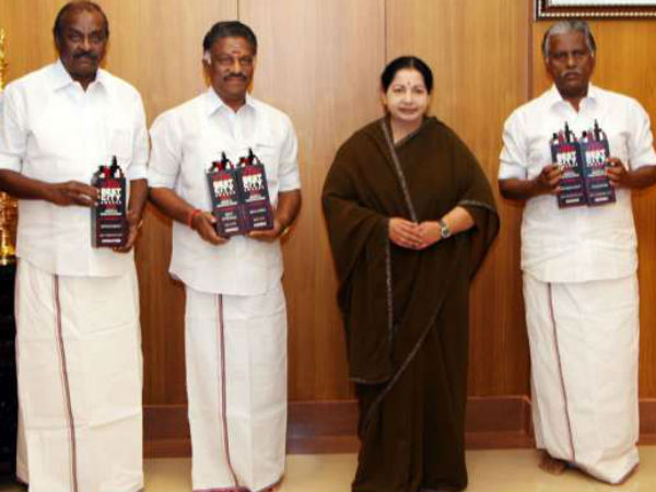 விருது பெற்ற சென்னை, மதுரை, கோவை... அமைச்சர்களுக்கு ஜெ. வாழ்த்து விருது பெற்ற சென்னை, மதுரை, கோவை... அமைச்சர்களுக்கு ஜெ. வாழ்த்து