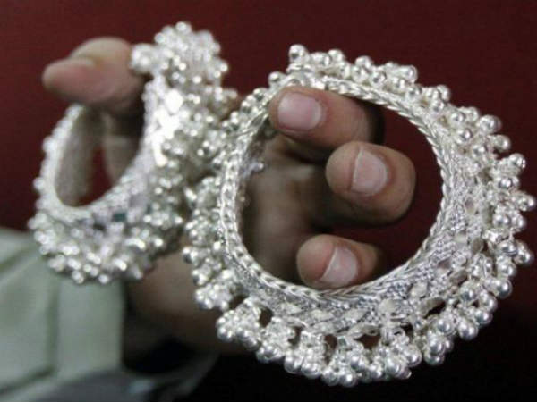 வெள்ளியின் பங்கு