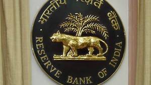 ஆர்பிஐ சொன்ன நல்ல செய்தி! ரூ. 50,000 மேல் பணம் எடுக்கலாம்! எப்போதில் இருந்து தெரியுமா?