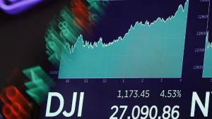 தடுமாற்றத்தில் சென்செக்ஸ்! ஏற்றத்தில் அமெரிக்க ஐரோப்பிய சந்தைகள்!